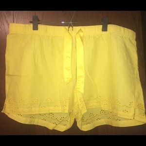XL Yellow Linen Old Navy Shorts